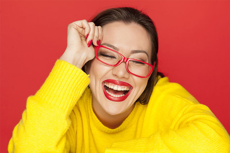 3 Ways to Ditch your Glasses, Look Good and Still See