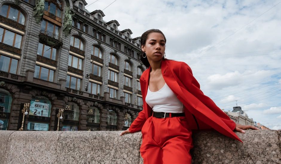 Best Blazers to Style with Black Pants for 2024