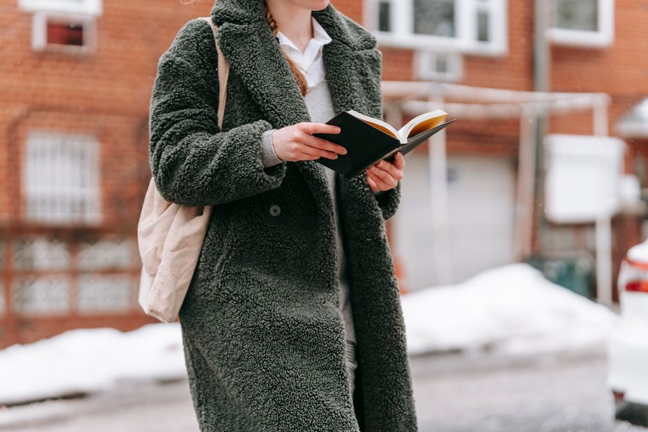 Winter Coat Silhouettes: Cocoon, Wrap and Peacoat Compared