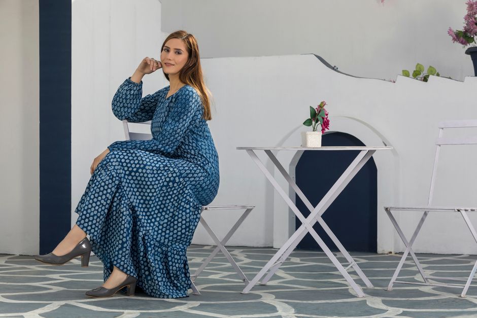 How to Style a Maxi Dress for Day and Evening