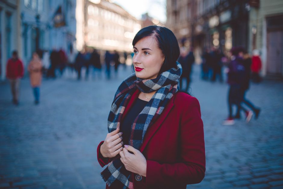 Winter Scarf Styles: Knots, Wraps and Layers