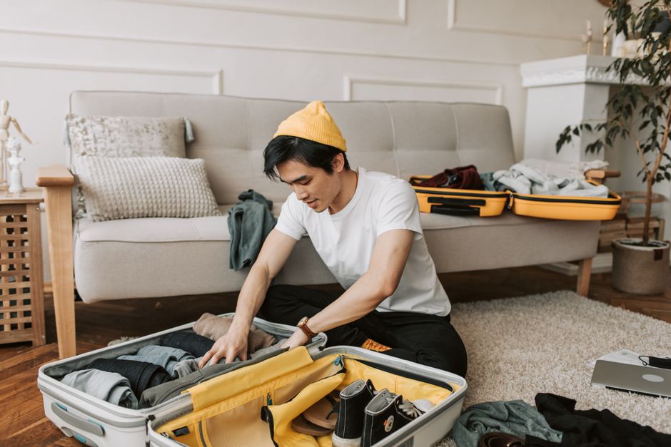 How to Pack a Carry-On Wardrobe for a Summer Trip