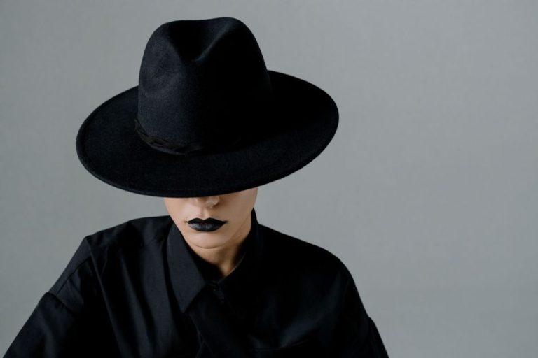 A Guide to Styling Wide-Brim Felt Hats