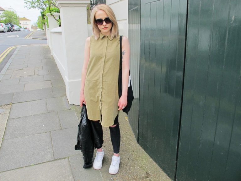 WEARING // Khaki Dress & Ripped Jeans