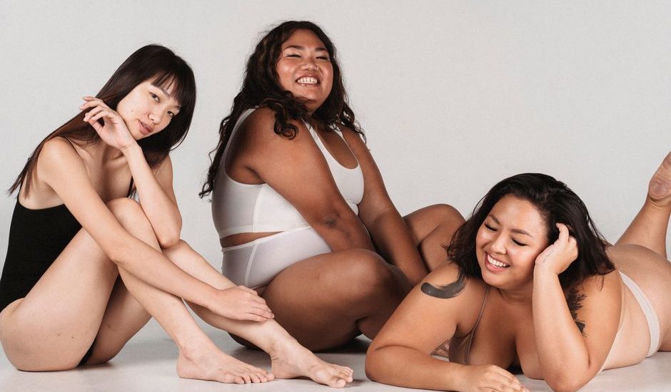 Universal Standard vs. Torrid Denim: Fit, Fabric, and Which Curvy Jeans Actually Hold Up
