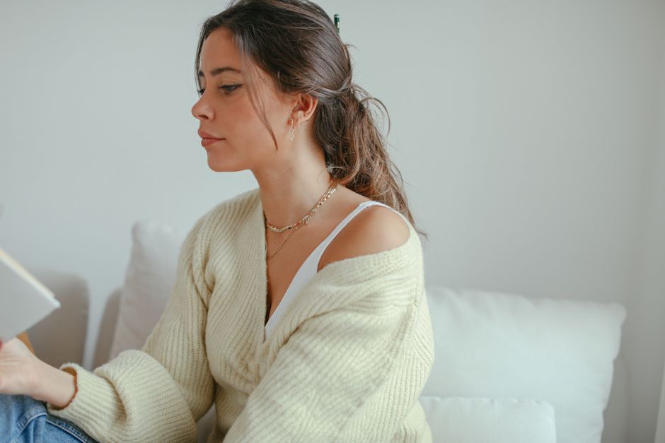 Cardigan Outfit Ideas for Cool Days